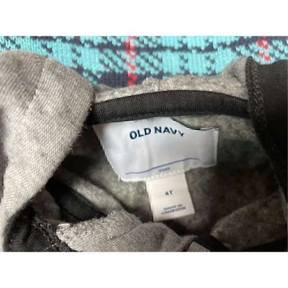 EUC 4 piece Old Navy 4T Toddler Boy Sweater & Jacket Bundle